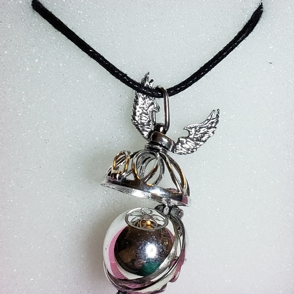 .925 MEXICAN SILVER  ANGEL CALLER NECKLACE - Picture 4 of 4